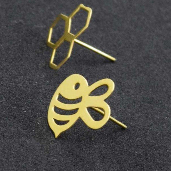 گوشواره طلا 18 عیار زنانه قیراط مدل زنبور کد GH6267 — تصویر 3 از 4