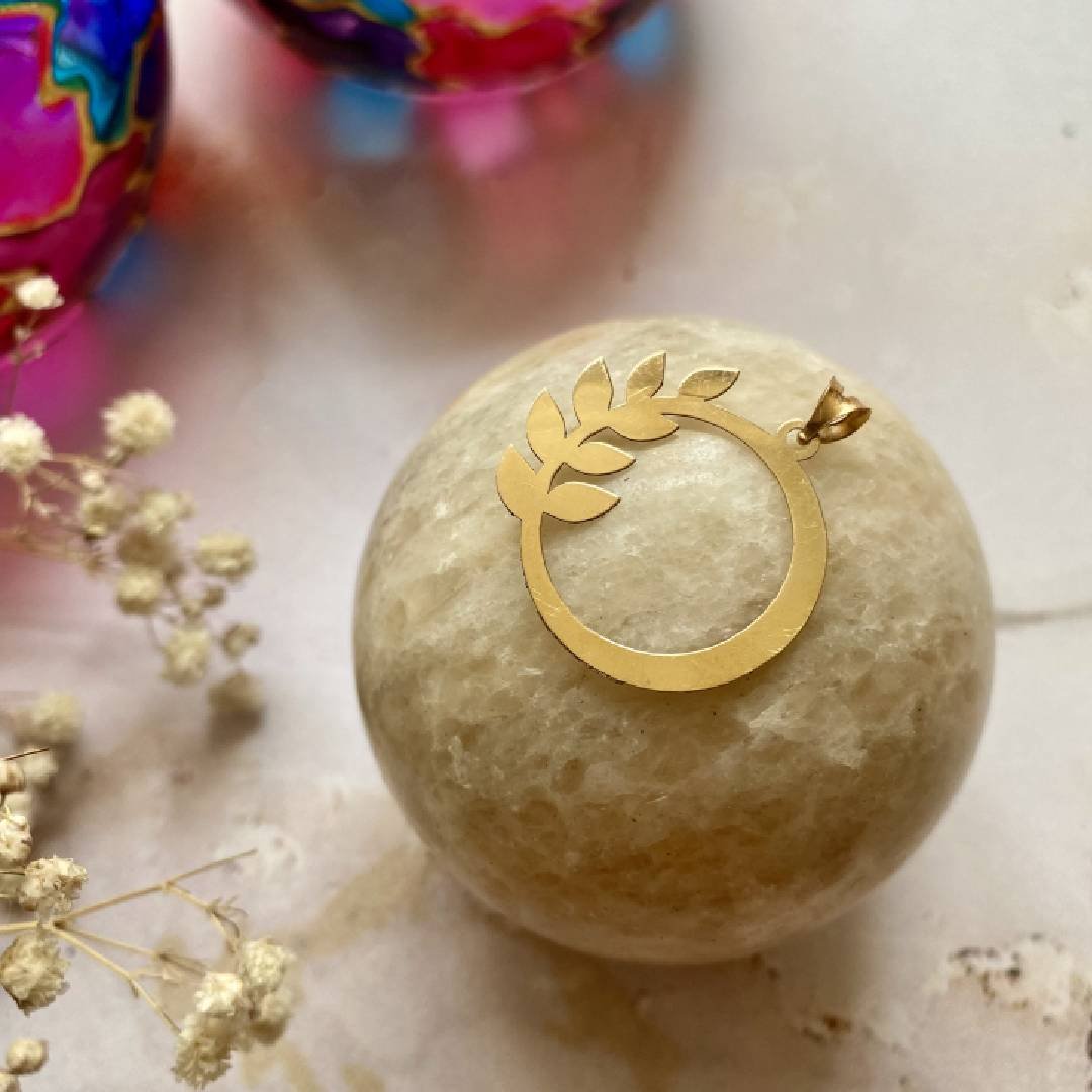 آویز گردنبند طلا 18 عیار زنانه مدل زیتون — تصویر 2 از 3