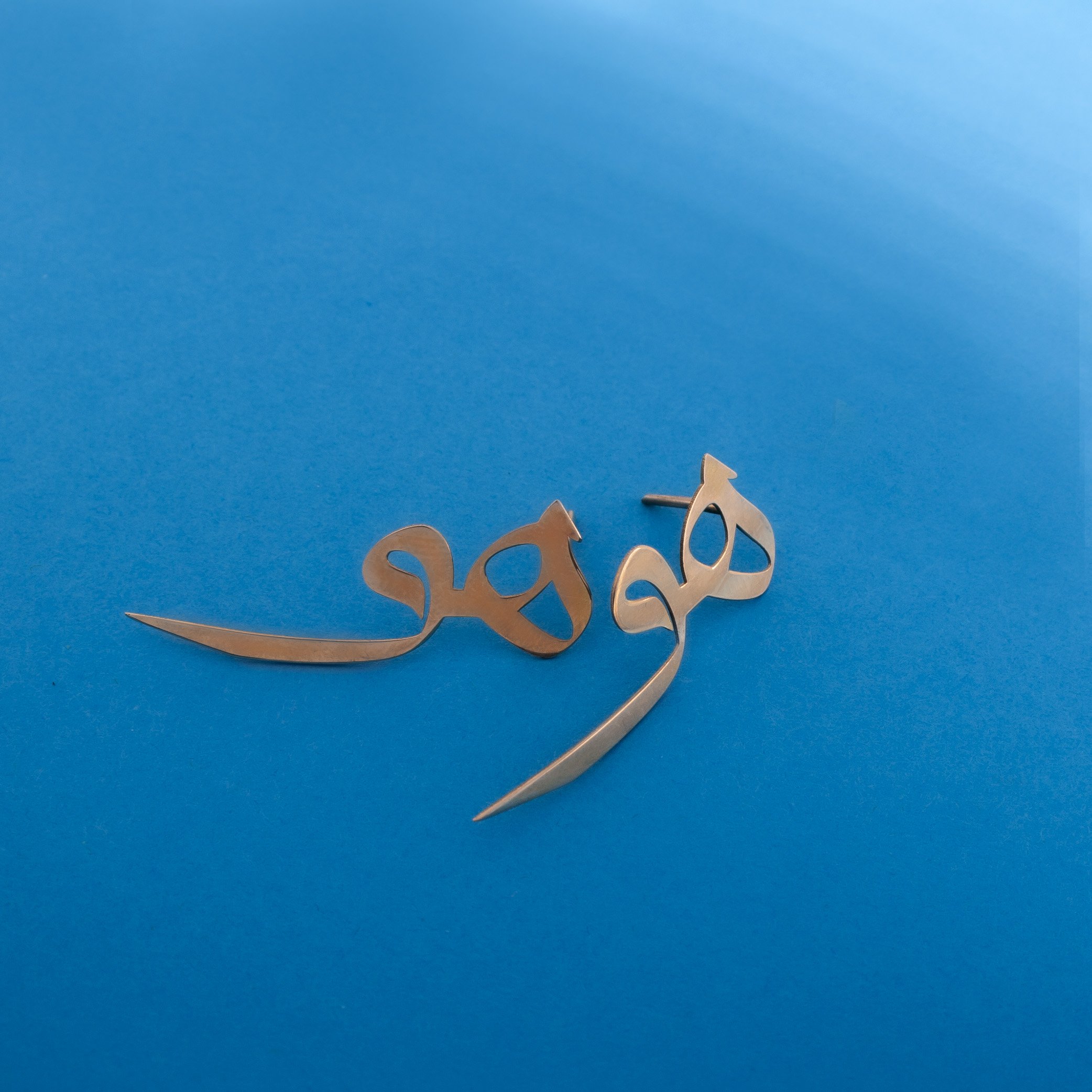 گوشواره طلا ۱۸ عیار زنانه دُرج طرح هو مدل DE42 — تصویر 2 از 4