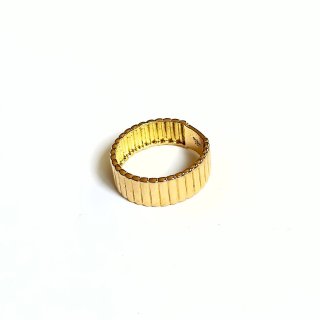 انگشتر طلا 18 عیار زنانه مدل AR110 طرح رینگی شیاردار — تصویر 8 از 8