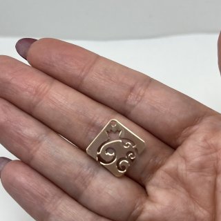 آویز گردنبند طلا 18 عیار زنانه نیکان گلد طرح انار — تصویر 3 از 3