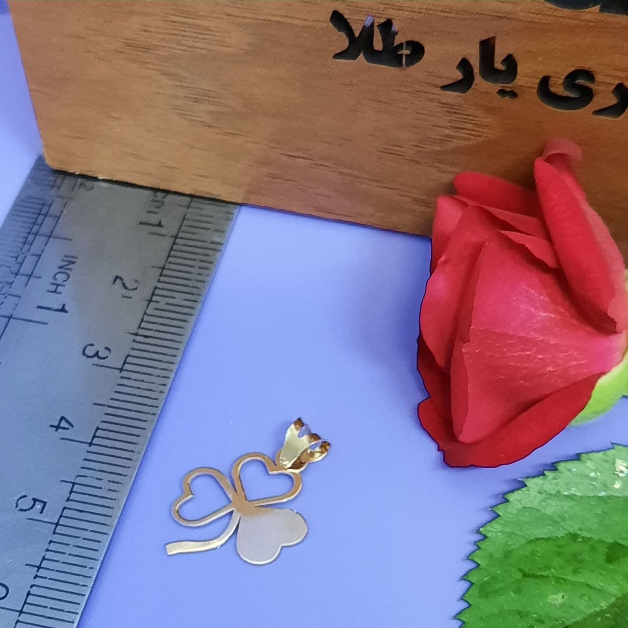 آویز گردنبند طلا 18 عیار زنانه گالری یارطلا مدل گل سه قلب کد PLL23 — تصویر 4 از 6