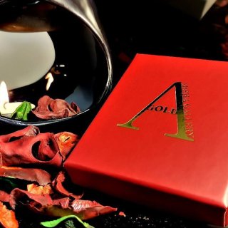 گوشواره طلا 18 عیار زنانه آرشا گالری طرح بته کد 308A2461 — تصویر 3 از 3