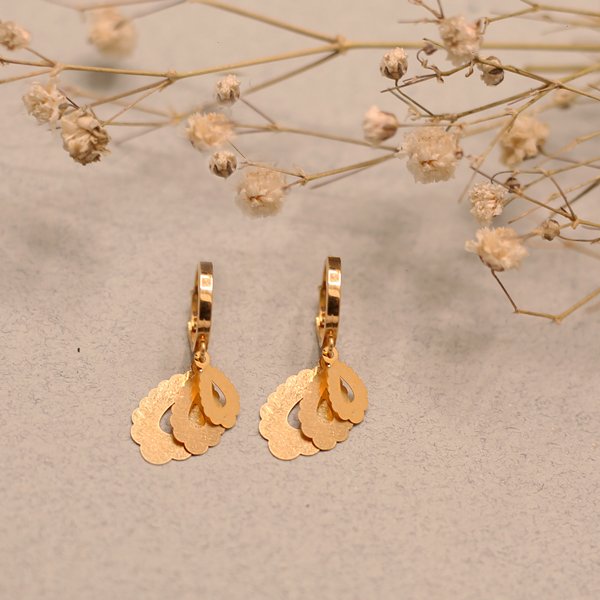 گوشواره طلا 18 عیار زنانه گالری مرجان مدل 1032 — تصویر 2 از 3