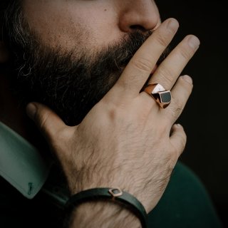 انگشتر طلا 18 عیار مردانه مدل مرد من — تصویر 2 از 3