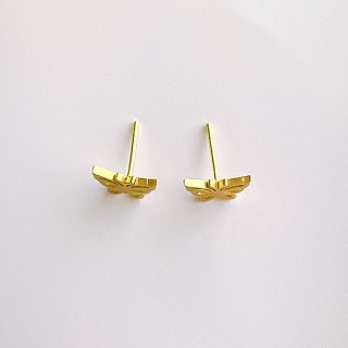 گوشواره طلا 18 عیار زنانه مدل پروانه میخی — تصویر 6 از 6